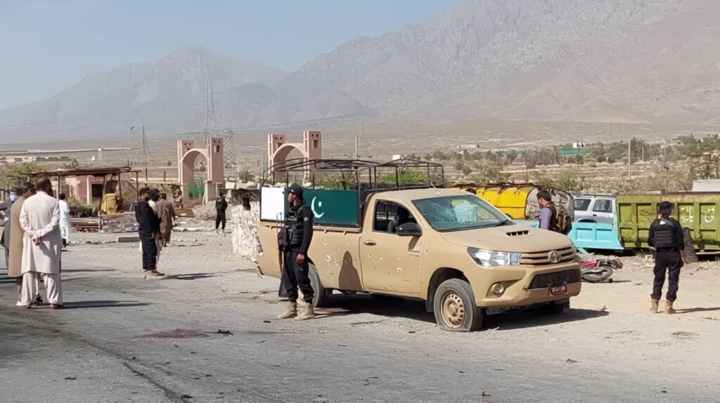 Attacks on Pakistani Forces in Kalat and Dera Murad Jamali Leave Several Personnel Dead; Weapons Seized