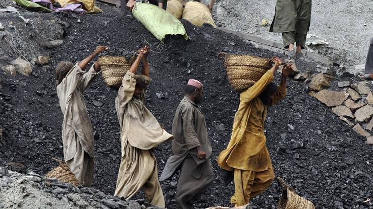 Three Miners Kidnapped by Armed Individuals in Harnai’s Zehri area